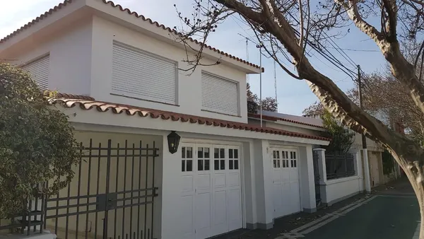 Casa en Brown al 100