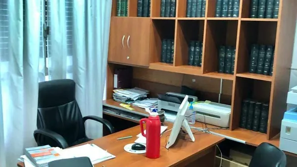 Oficina en Arturo M. Bas 100