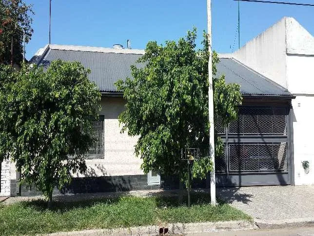 Casa en Bermejo 200