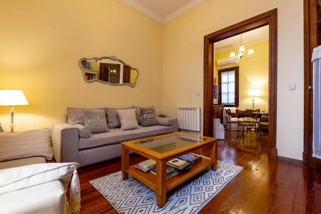Departamento en Alem al 1000