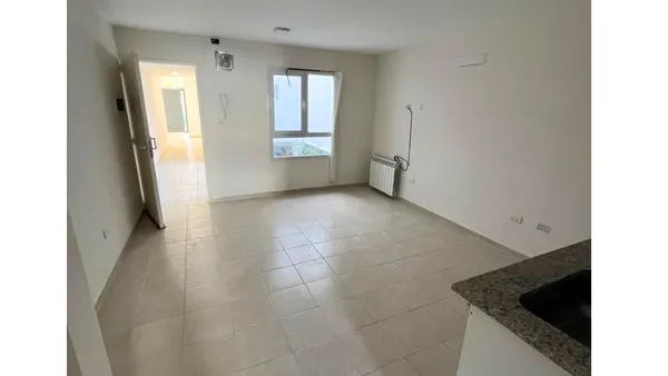 Departamento en Colon al 200