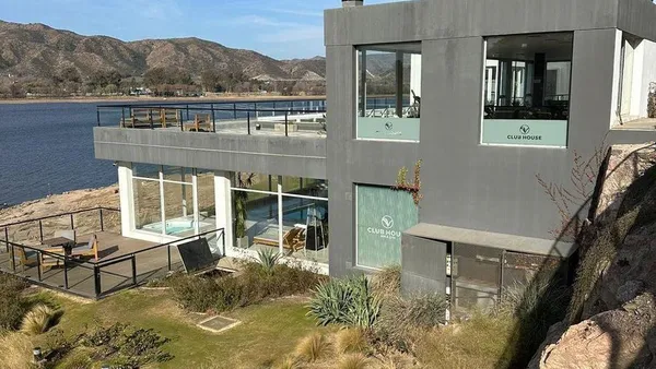 Departamento en DE CATEGORIA EN COMPLEJO VENETO VILLAGE EN VILLA PARQUE SIQUIMAN SOBRE RUTA 38
