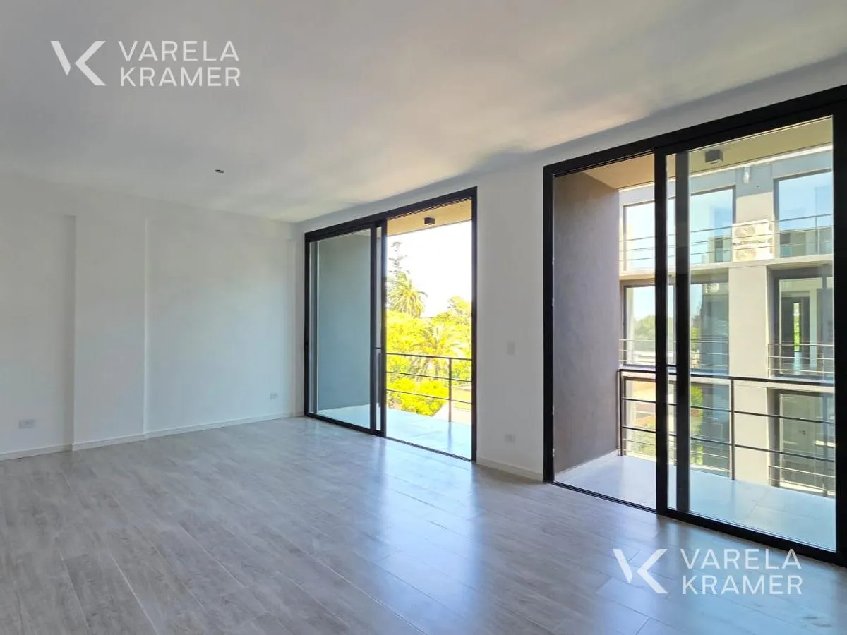 Departamento en Bourdieu al 700