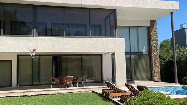 Casa en Barrio Privado Liceo Rugby Club, Maipu