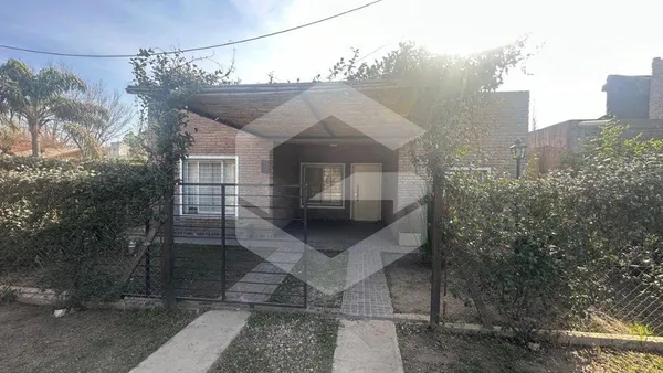 Casa en Pilcomayo al 800