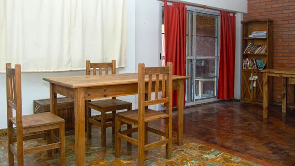Departamento en Primera Junta 2300