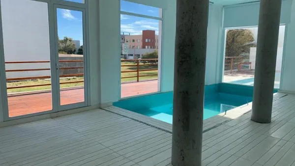 Departamento en Presidente Perón Este al 600