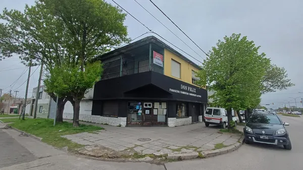 Local Comercial en Champagnat al 3500