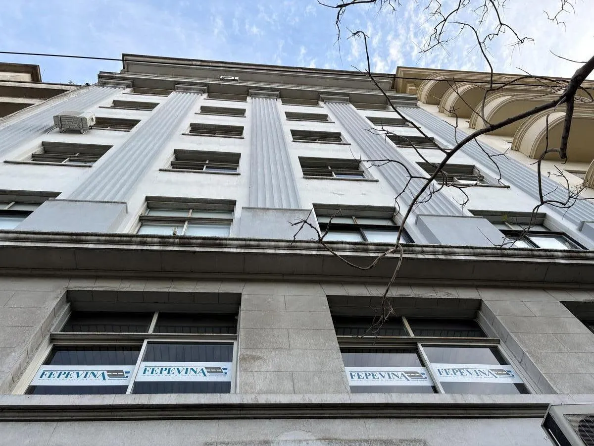 Oficina en Piedras al 800