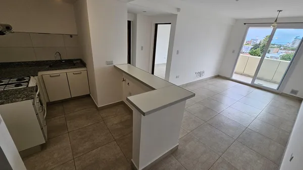 Departamento en En alquiler dpto. de 1 dorm. en Rivadavia 1750