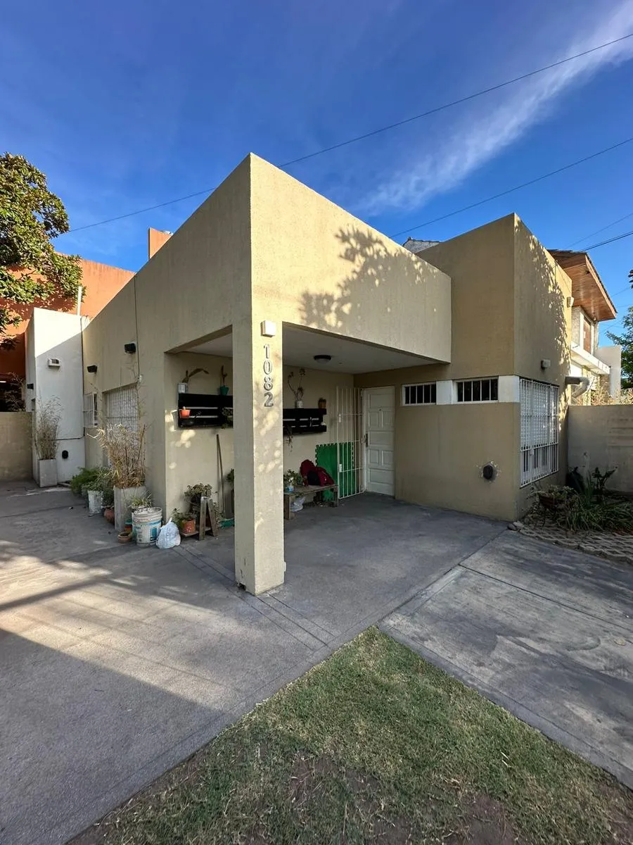 Casa en Martinez Zuviria al 1000