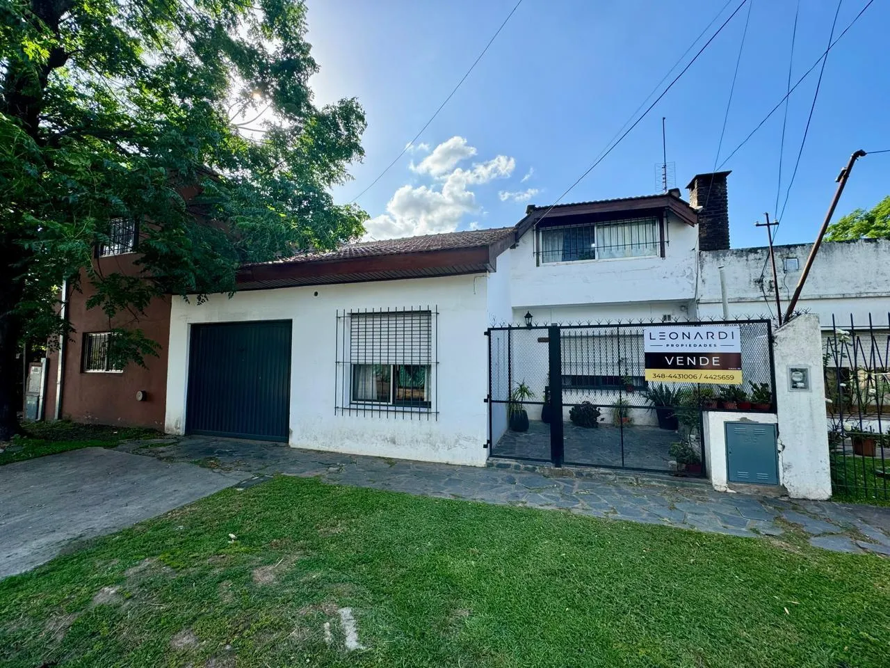 Casa en Juan Leon 387