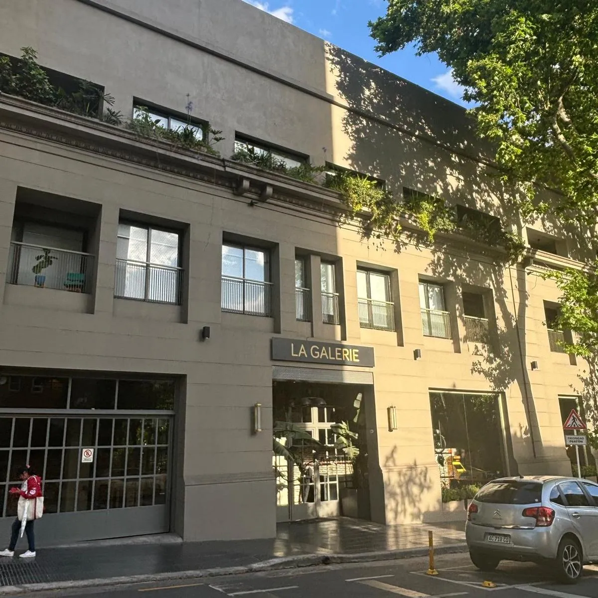 Departamento en BOLIVAR 1640