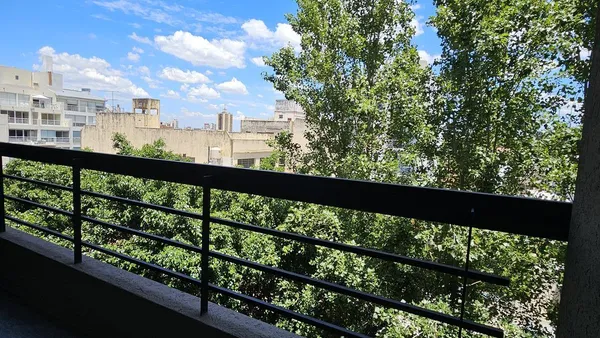 Departamento en Quintana al 4600