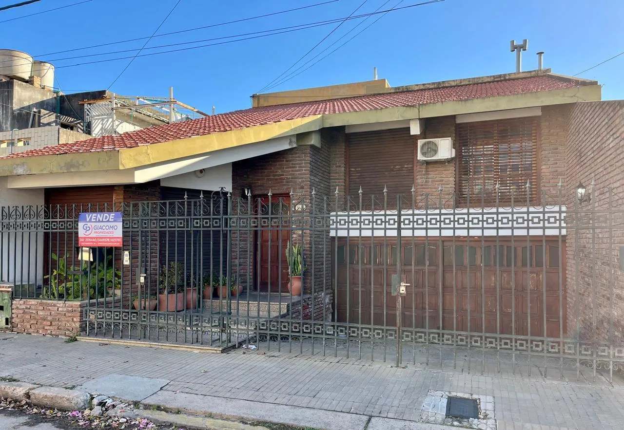 Casa en Uriburu y San Martín