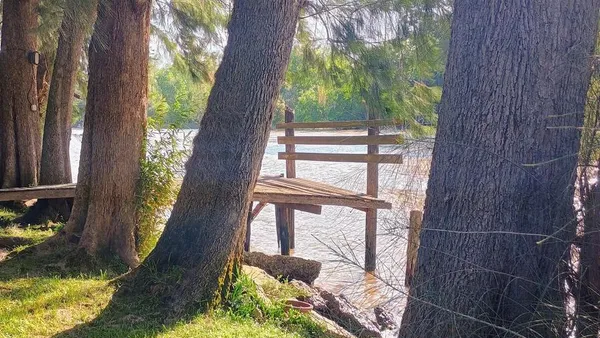 Terreno en Canal Arias y Río Luján