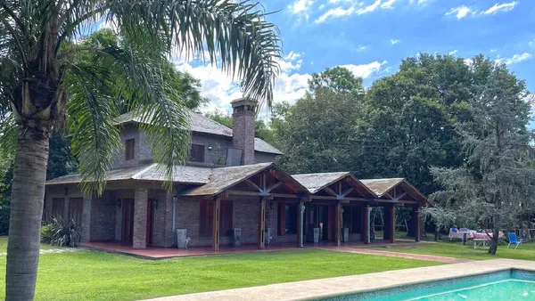 Casa en BEQUER al 1700