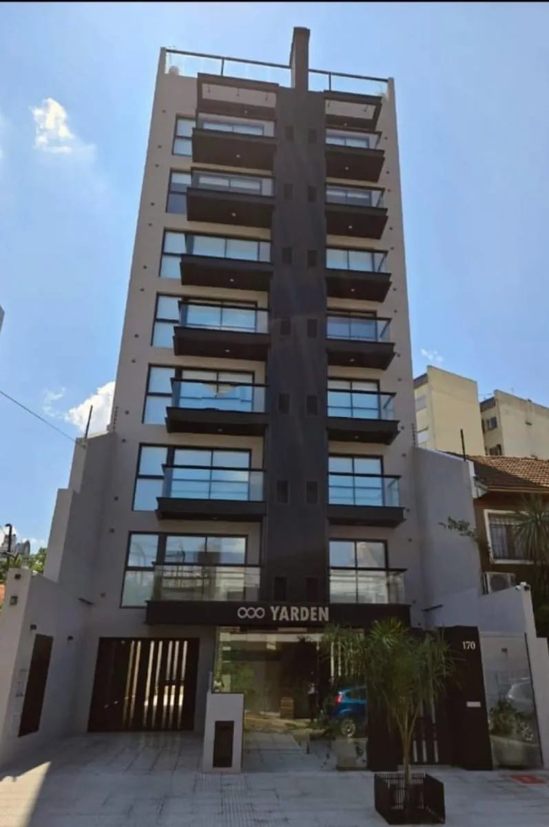 Departamento en sarmiento al 100