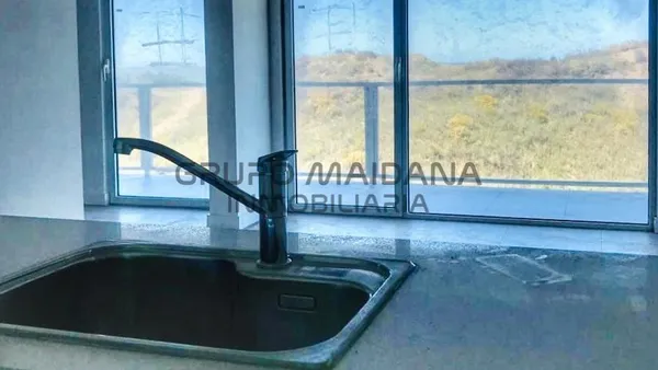 Departamento en Presidente Perón Este al 1100