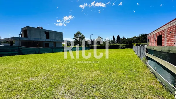 Terreno en lote en venta en Barrancas de Iraola