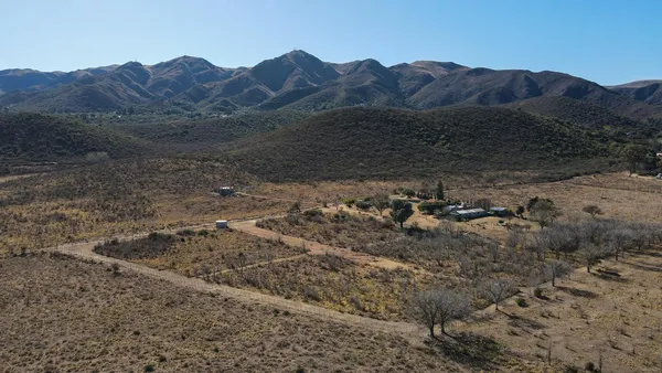Terreno en cruz grande 1