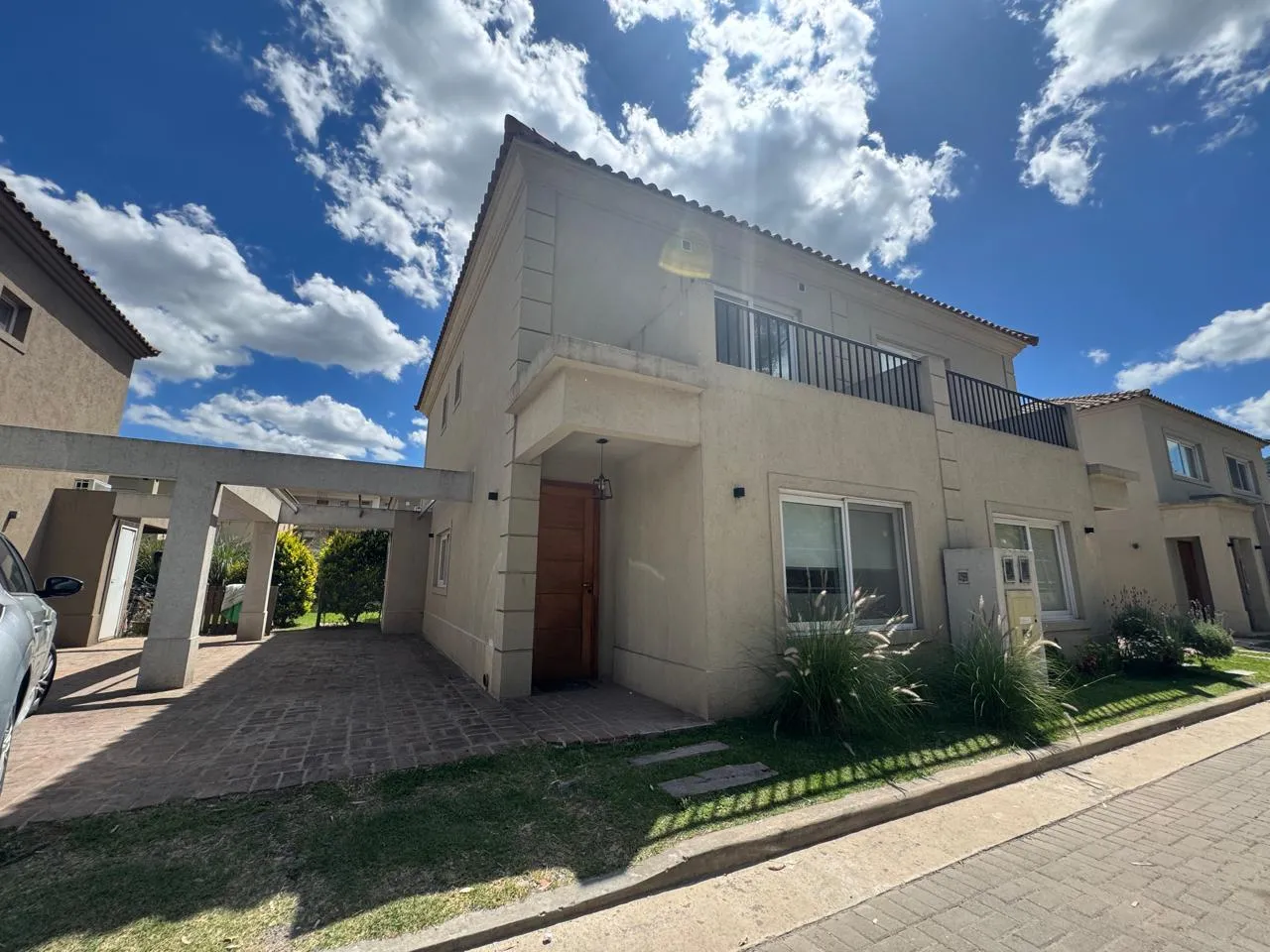 Casa en Casa en venta de 4 ambientes en Saraví Village Pilar