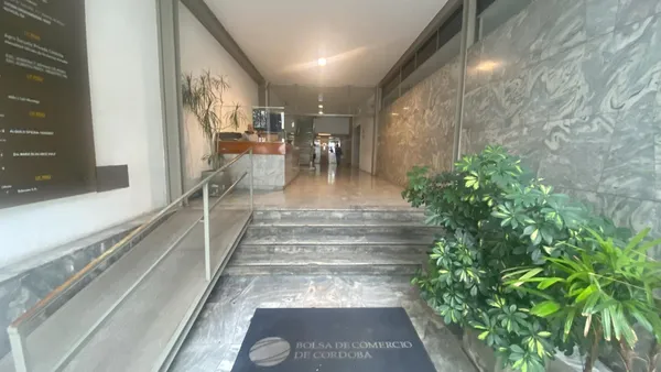 Oficina en Rosario de Santa Fe al 200