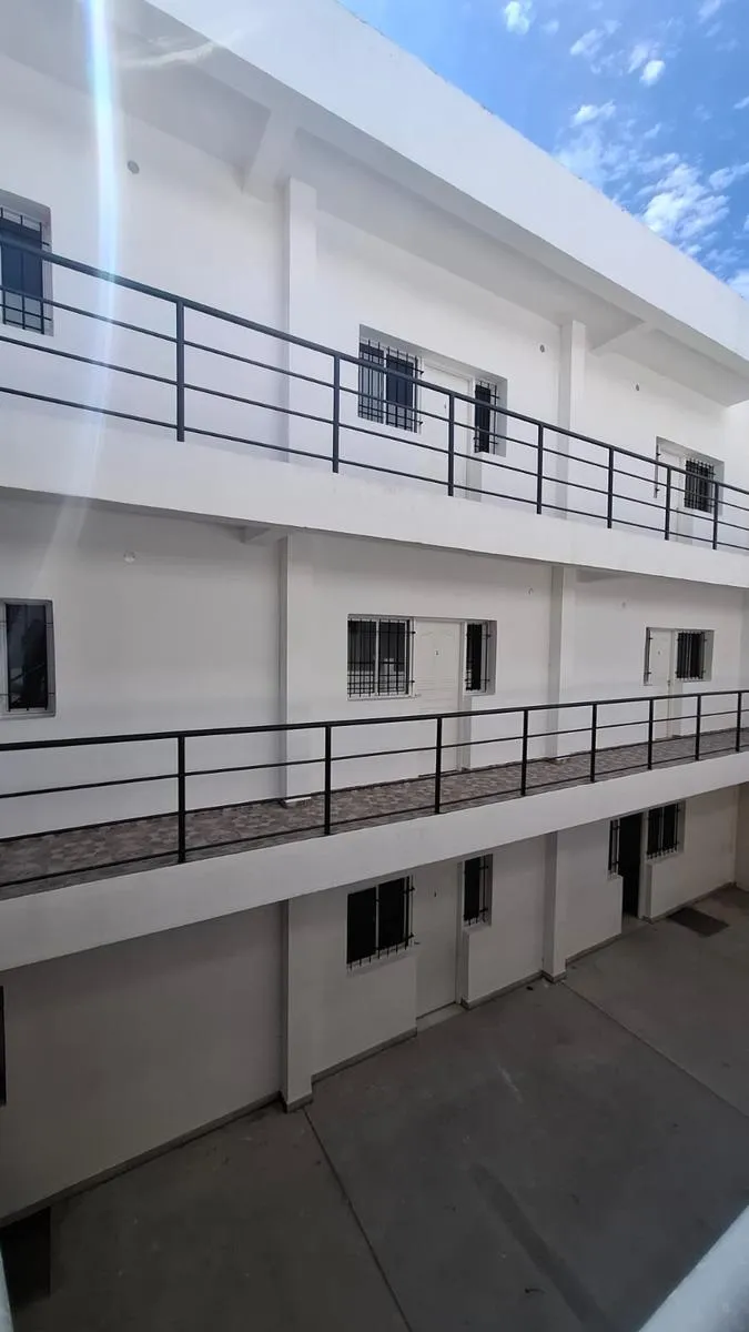 Departamento en Departamento 1 dormitorio en alquiler - Rioja y Ayacucho - Zona Easy-