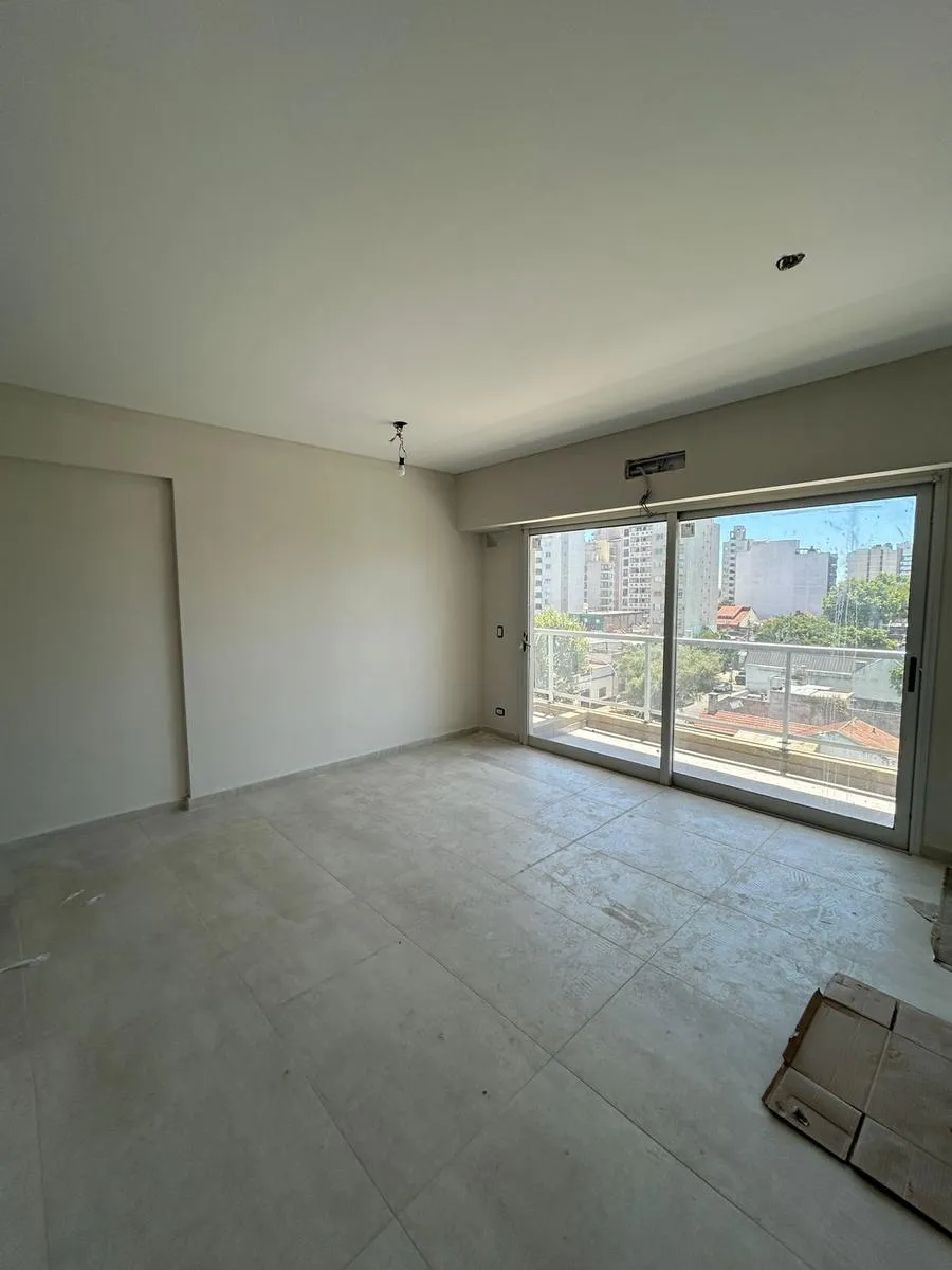 Departamento en Av. Coronel Leonardo Rosales al 600