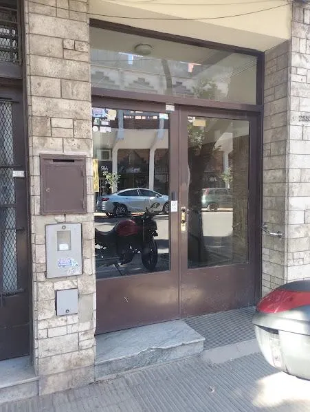 Oficina en Urquiza al 2500