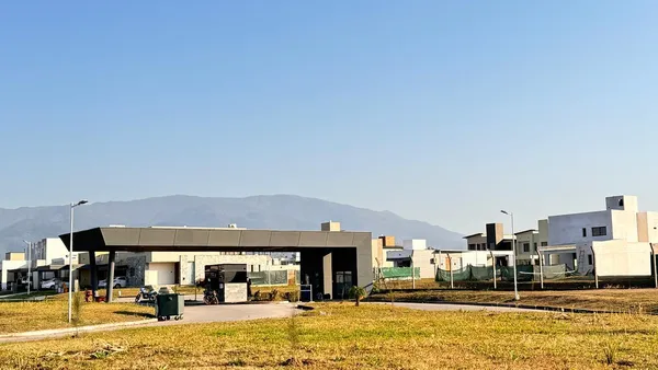 Terreno en Las Quintas 2