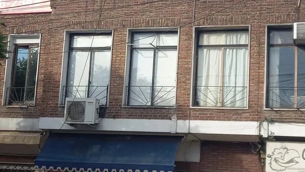 Oficina en AV. MAIPU al 1700
