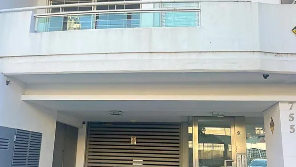 Departamento en Francia al 700