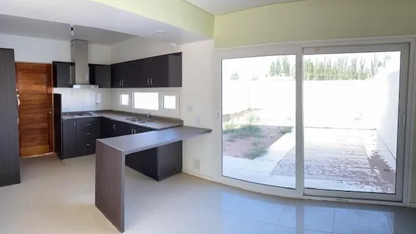 Casa en VENTA DUPLEX B° FULCINITI CENTENARIO NEUQUEN