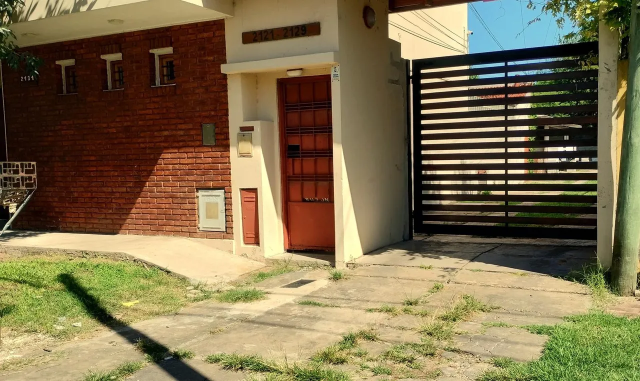Departamento en 40 entre 137 y 138