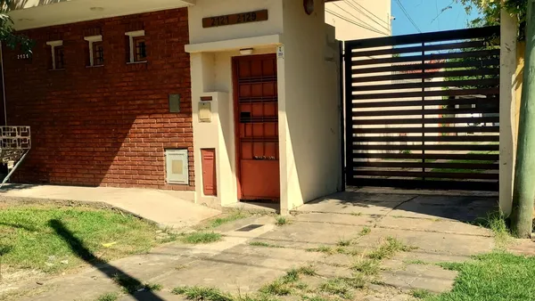 Departamento en 40 entre 137 y 138