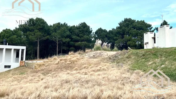 Terreno en Senderos IV al 300