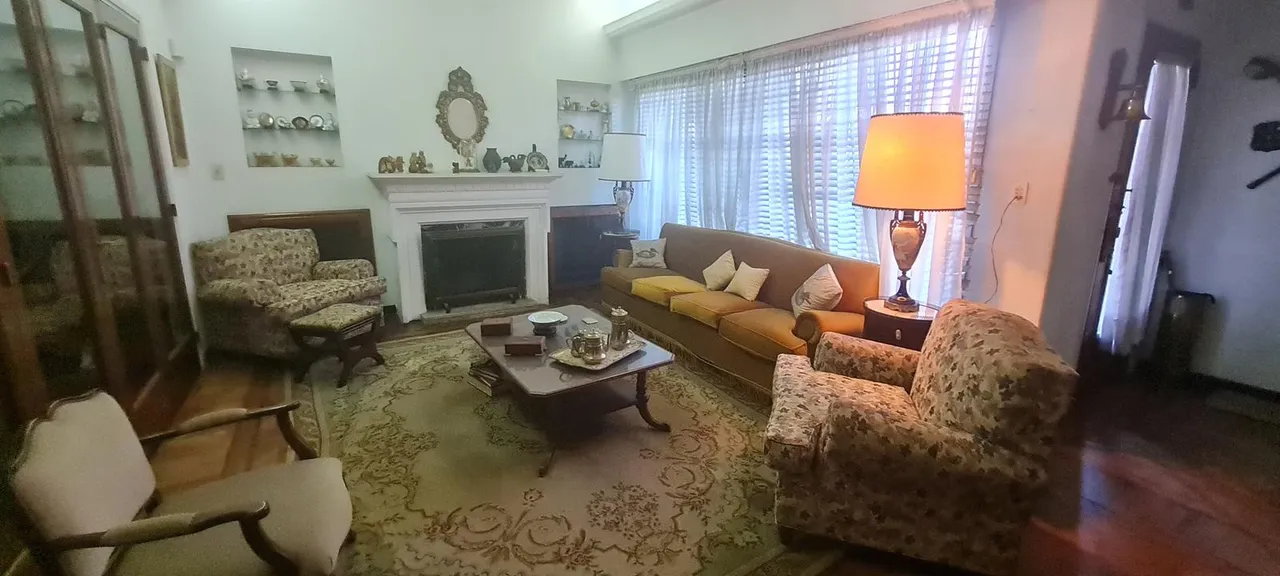 Casa en Blas Parera al 1400