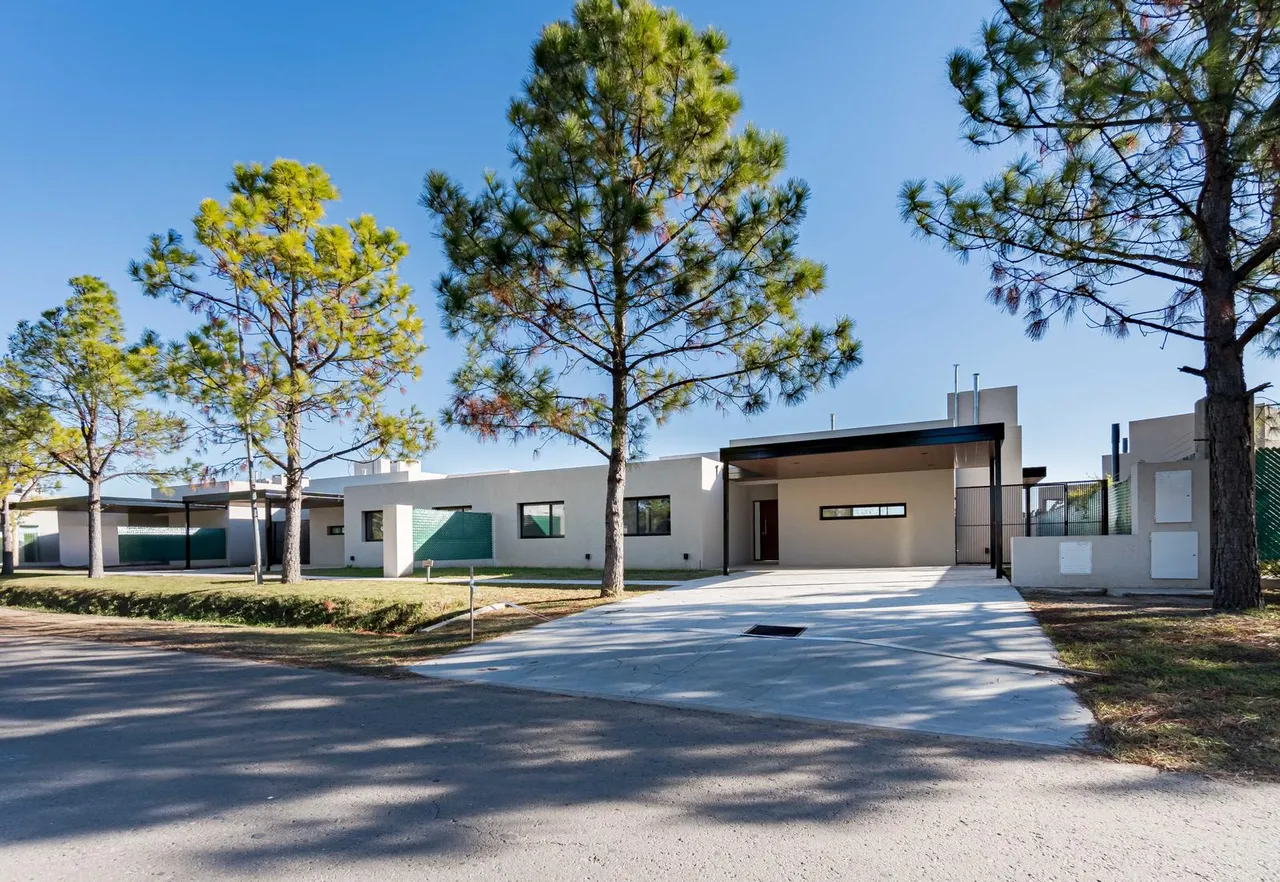 Casa en Los Tizones al 3000