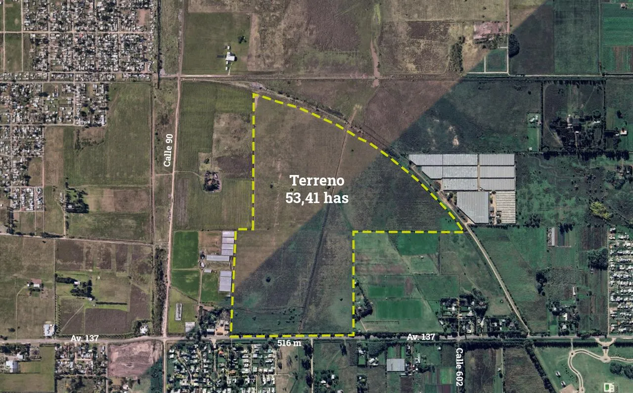 Terreno en Av. 137 e/ 90 y 602 s/n