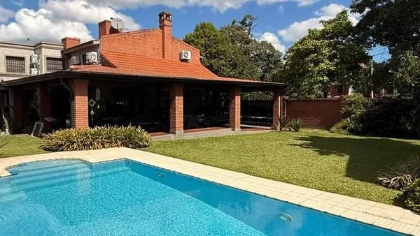Casa en Av. Belgrano al 4100