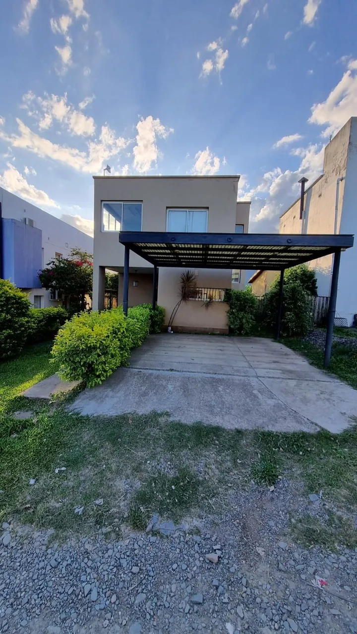 Casa en Country Loma Linda 0
