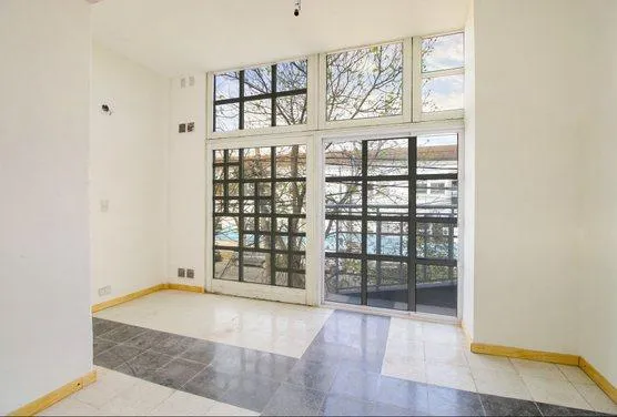 Departamento en Intendente Manuel Quindimil al 700