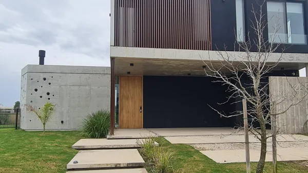 Casa en B° El Canton Golf al 400
