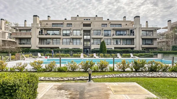 Departamento en Diego Palma al 1200 - Duplex con Gran Terraza!