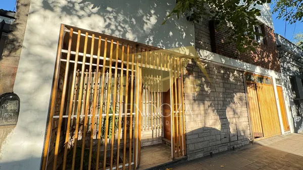 Casa en TIBURCIO BENEGAS 1129