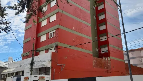 Departamento en CHIOZZA al 2800