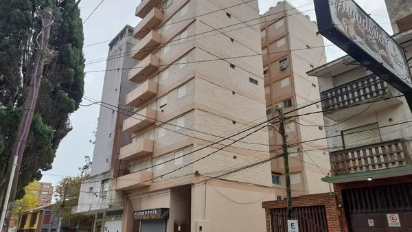Departamento en HERNANDEZ 185