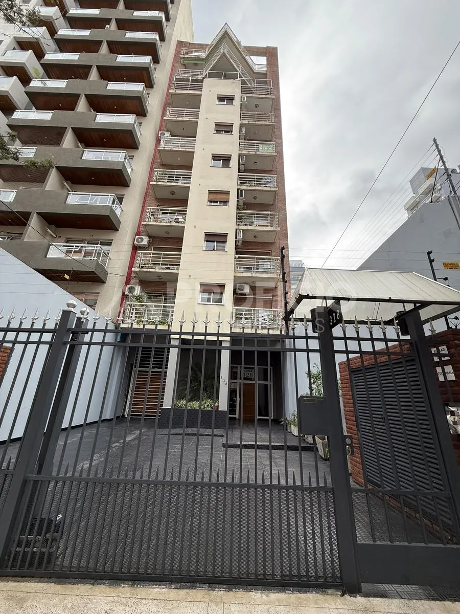 Departamento en Alvear al 300