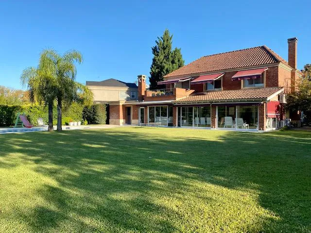 Casa en EXCELENTE CASA EN VENTA EN AYRES DEL PILAR